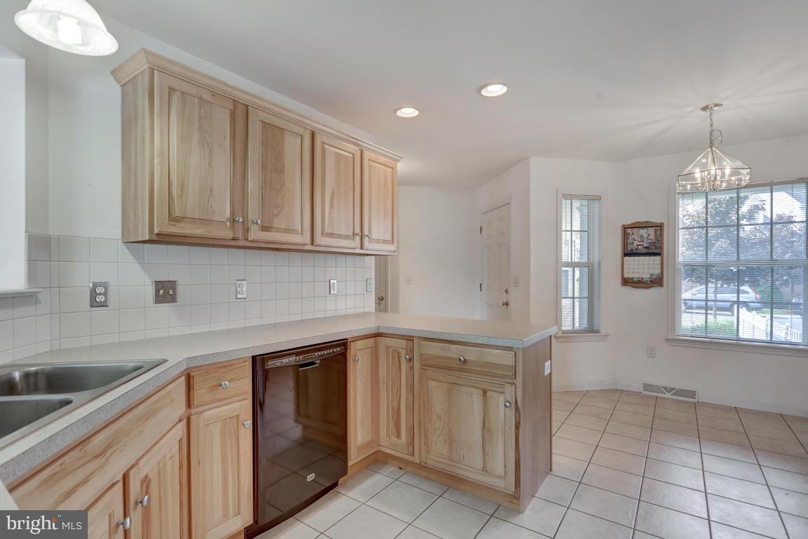 610 Chatham Way Lititz, PA 17543 - Photo 14 of 22