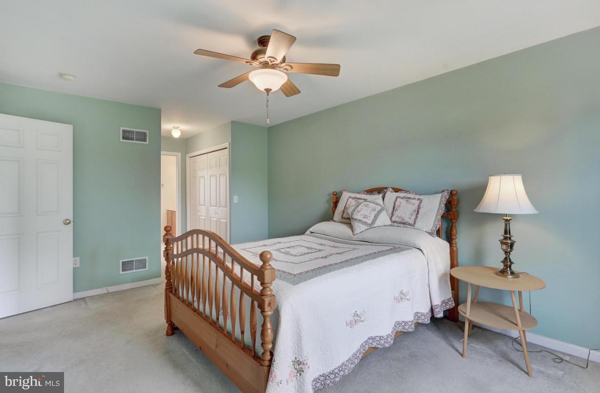 610 Chatham Way Lititz, PA 17543 - Photo 17 of 22