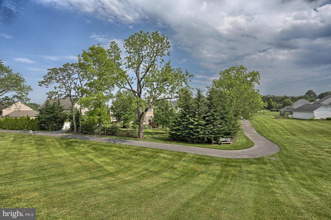 610 Chatham Way Lititz, PA 17543 - Photo 7 of 22
