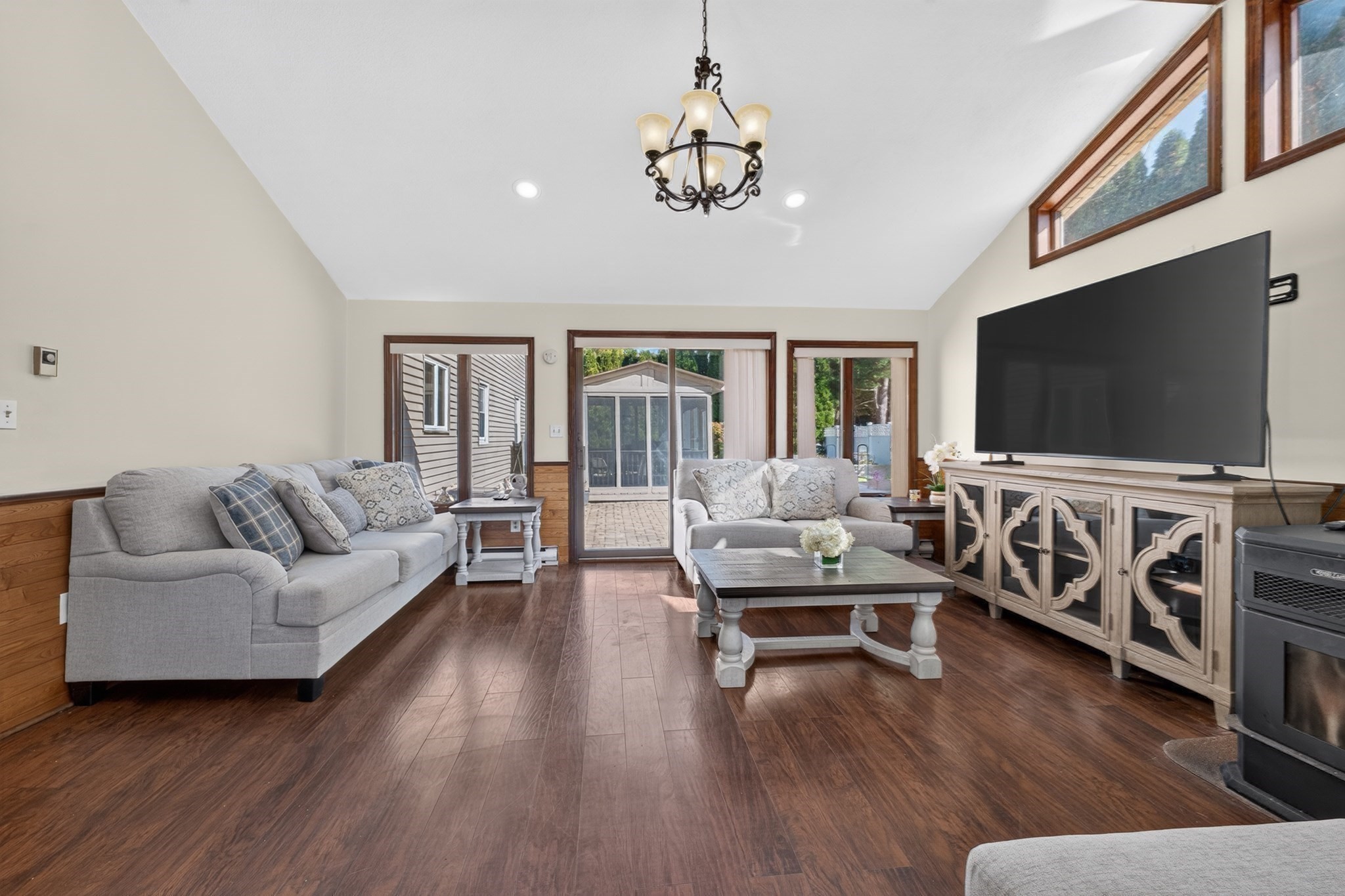 4 Old Homestead Road Methuen, MA 01844 - Photo 12 of 36 Gallery Image 12