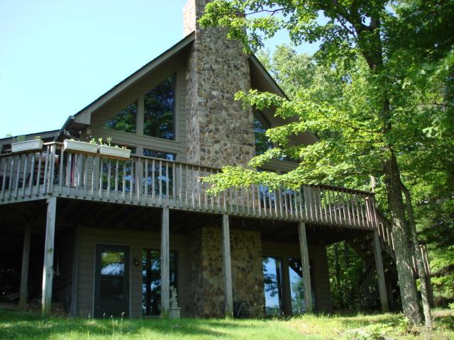 7270 Solonevich Road Roanoke, VA 24018 - Photo 1 of 20 7270 Solonevich Rd