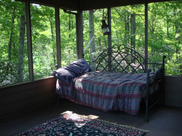 7270 Solonevich Road Roanoke, VA 24018 - Photo 9 of 20 Screened Porch
