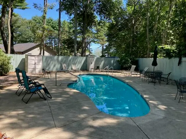 $399,900 | 488 Main Street, Unit 7, Ogunquit, ME 03907