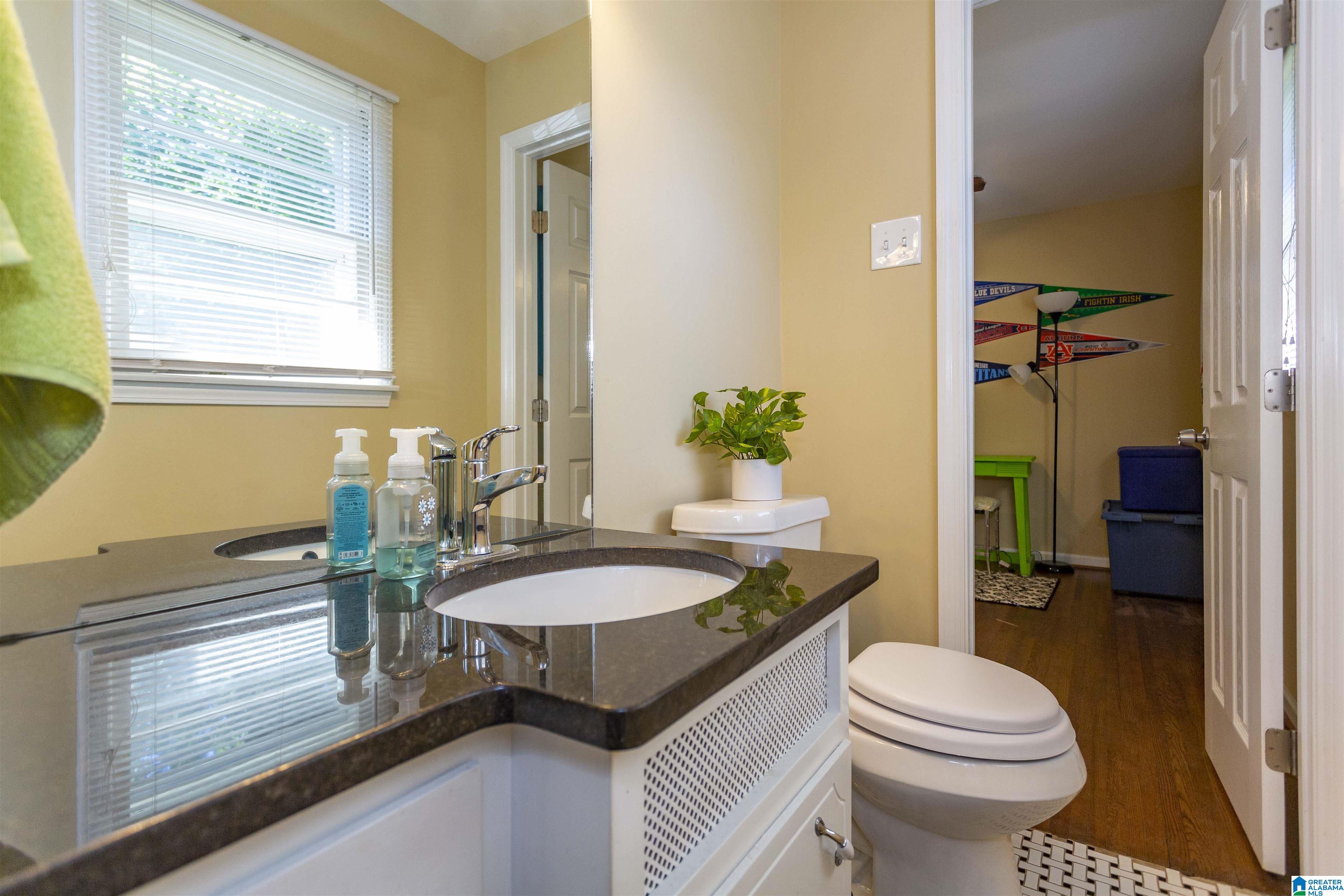 105 Stoneview Road Birmingham, AL 35210 - Photo 15 of 27