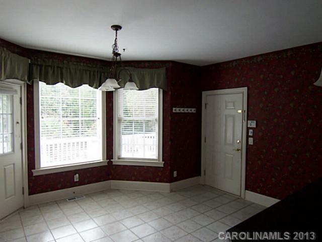 1423 Doe Ridge Lane Fort Mill, SC 29715 - Photo 11 of 16 Gallery Image 11