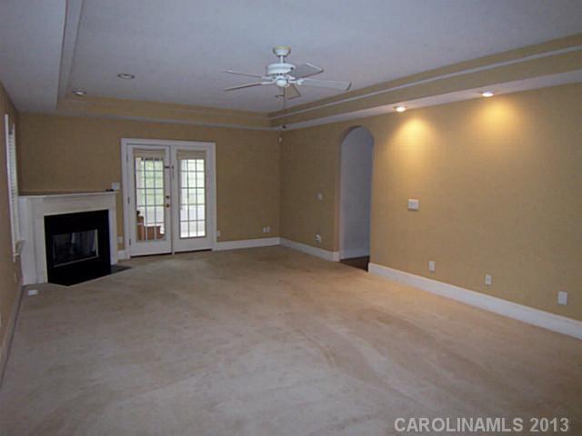 1423 Doe Ridge Lane Fort Mill, SC 29715 - Photo 6 of 16 Gallery Image 6
