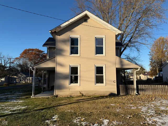 $117,000 | 385 South Washington Street, Hartsville, IN 47244