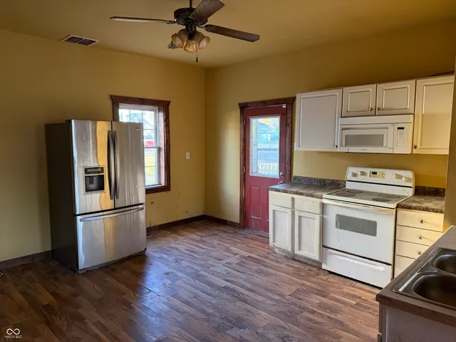 $117,000 | 385 South Washington Street, Hartsville, IN 47244