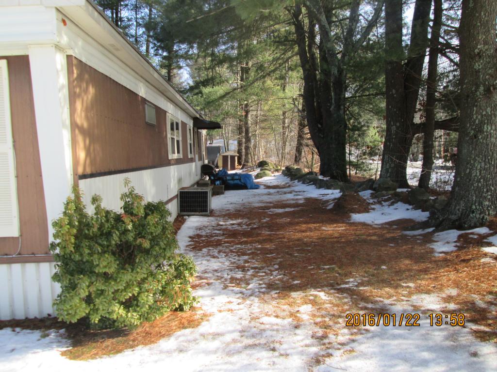 72 Kendall Pond Road Derry, NH 03038 - Photo 4 of 23