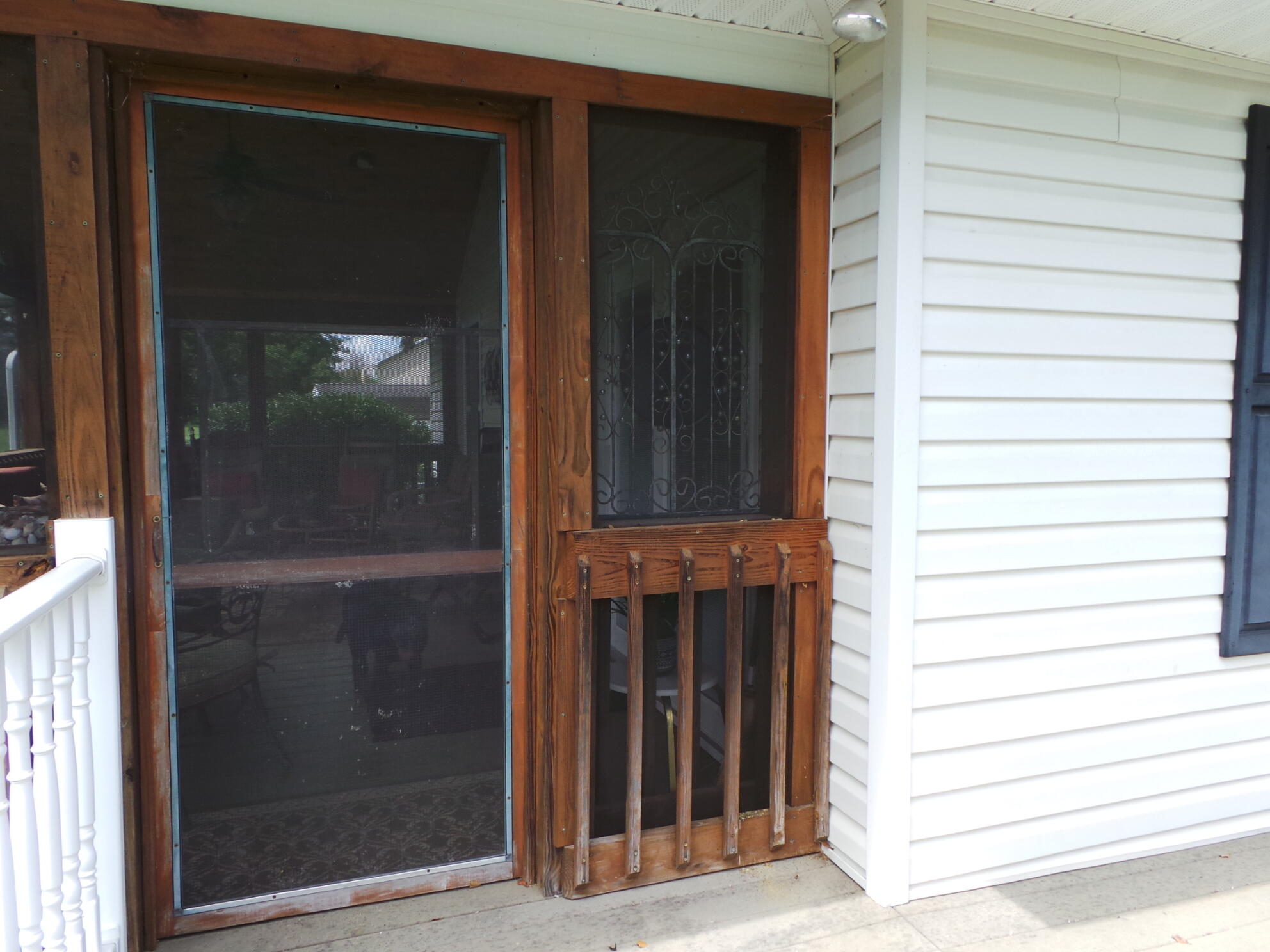 169 Laurel View Road Jonesborough, TN 37659 - Photo 51 of 159 DECK ENTRANCE TO SCREENED ROOM