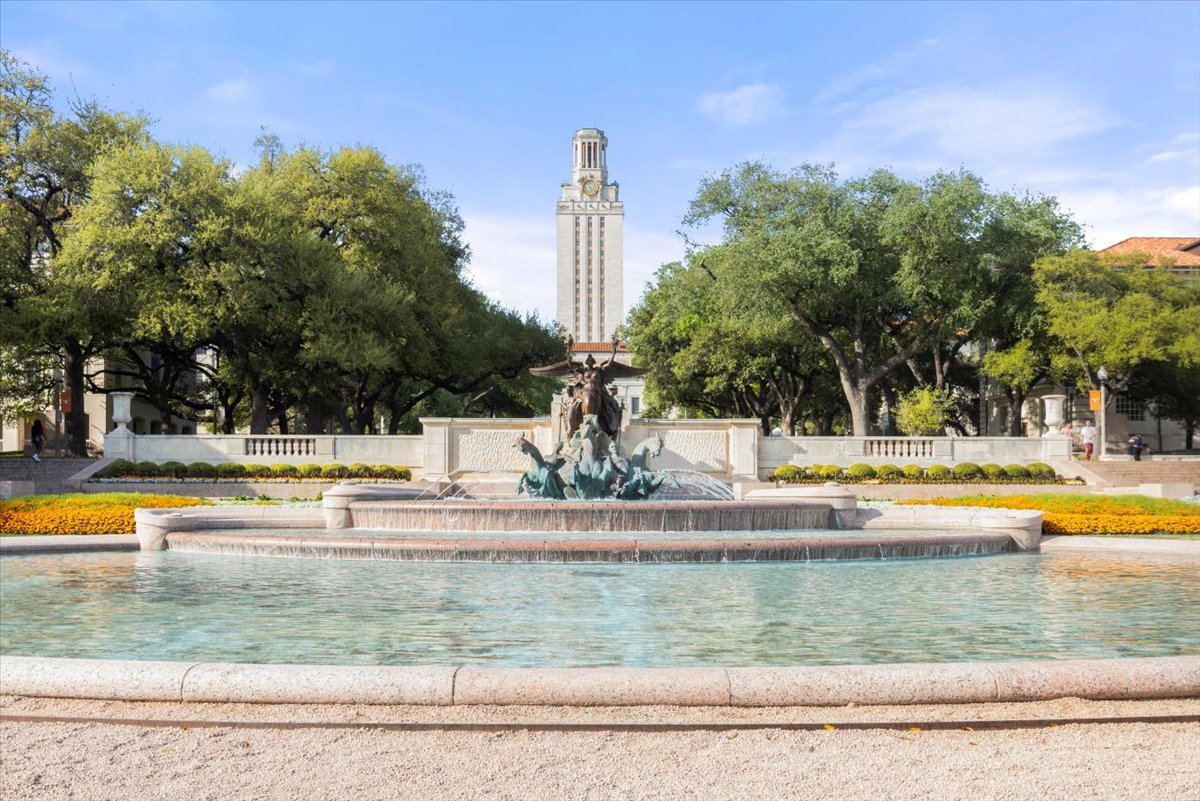313 West 17th Street, Unit 1104 Austin, TX 78701 - Photo 32 of 40 Just blocks from the Linden, the University of Texas Tower rises proudly over campus life—an enduring symbol of academic excellence and Austin's vibrant energy. Whether you're enjoying a walk through campus, catching a lecture, or taking in the seasonal blooms along Guadalupe Street, this historic landmark places the best of UT and downtown within easy reach...