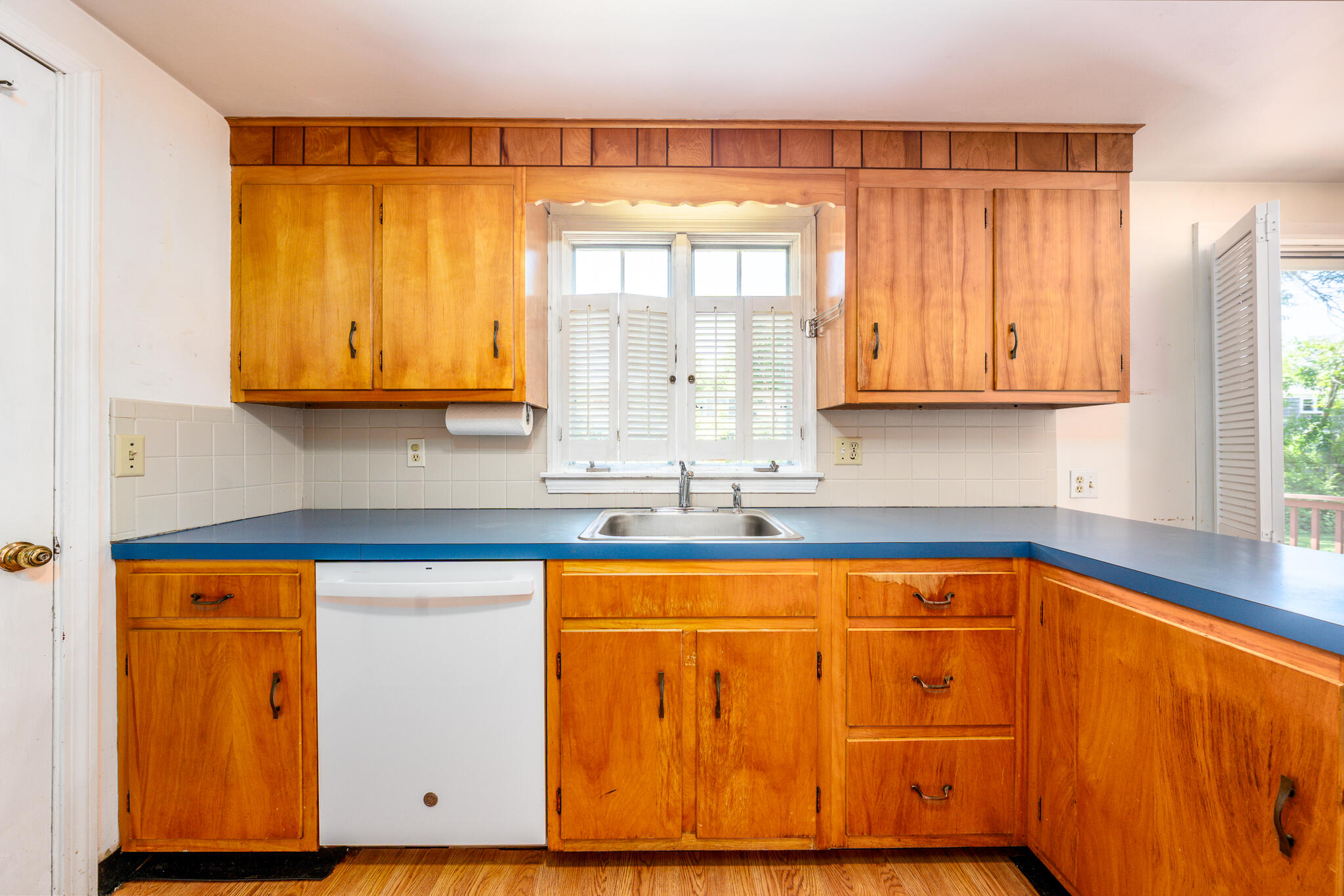 41 Brezner Lane Centerville, MA 02632 - Photo 14 of 35 kitchen5