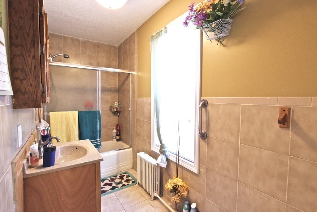 21 Fuller Street Lynn, MA 01905 - Photo 8 of 15