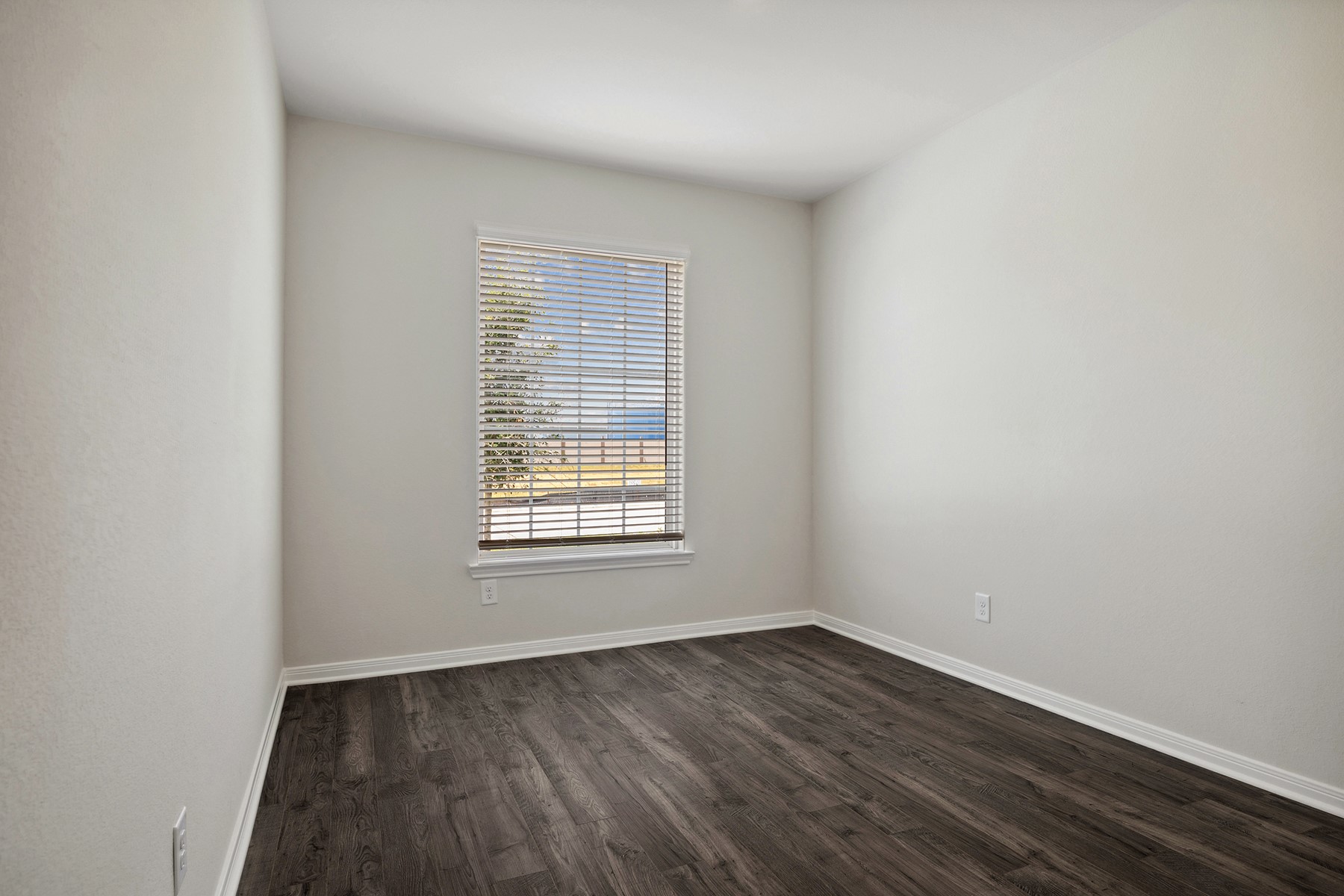 10343 Red Cardinal Drive Cleveland, TX 77328 - Photo 8 of 26