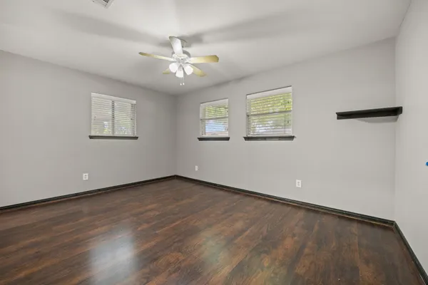 $1,900 | 15303 Tonya Drive, Houston, TX 77060