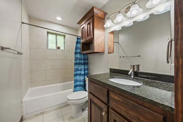 $1,900 | 15303 Tonya Drive, Houston, TX 77060