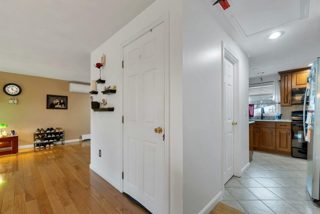 14 North Salem Road, Unit A Hampstead, NH 03841 - Photo 22 of 39