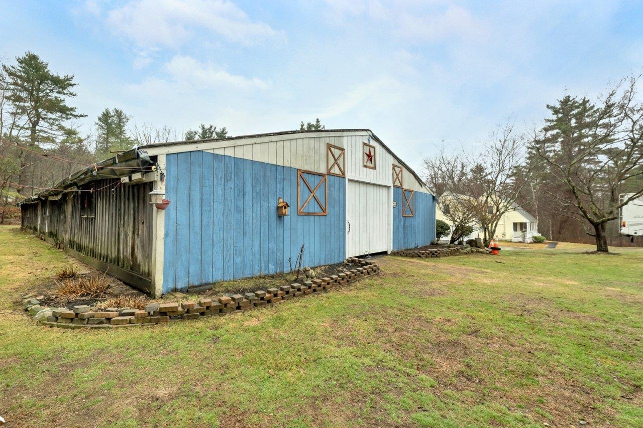 14 North Salem Road, Unit A Hampstead, NH 03841 - Photo 36 of 39
