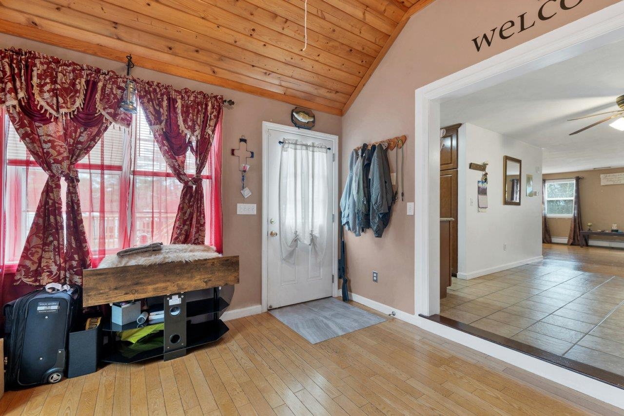 14 North Salem Road, Unit A Hampstead, NH 03841 - Photo 7 of 39