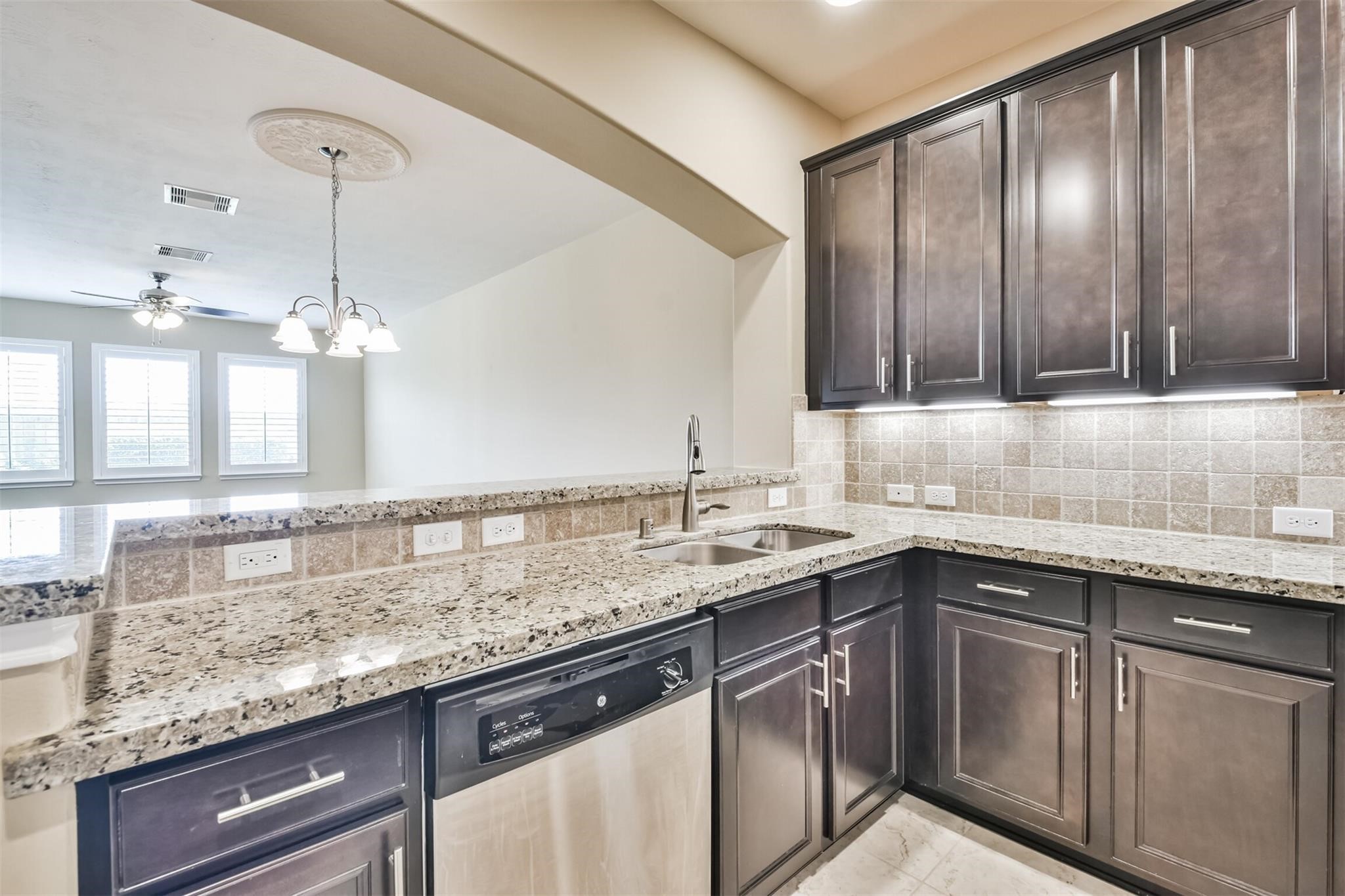 8513 Sunset Loch Drive Spring, TX 77379 - Photo 9 of 32