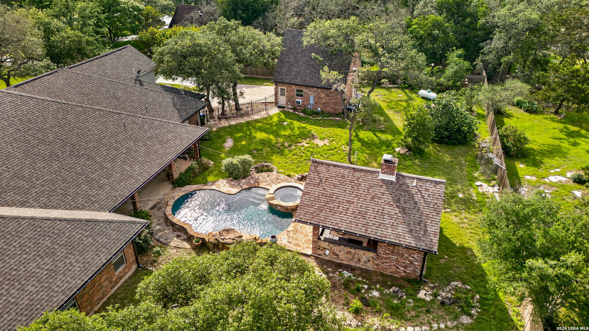 8639 Raintree Woods Drive Fair Oaks Ranch, TX 78015 - Photo 52 of 55