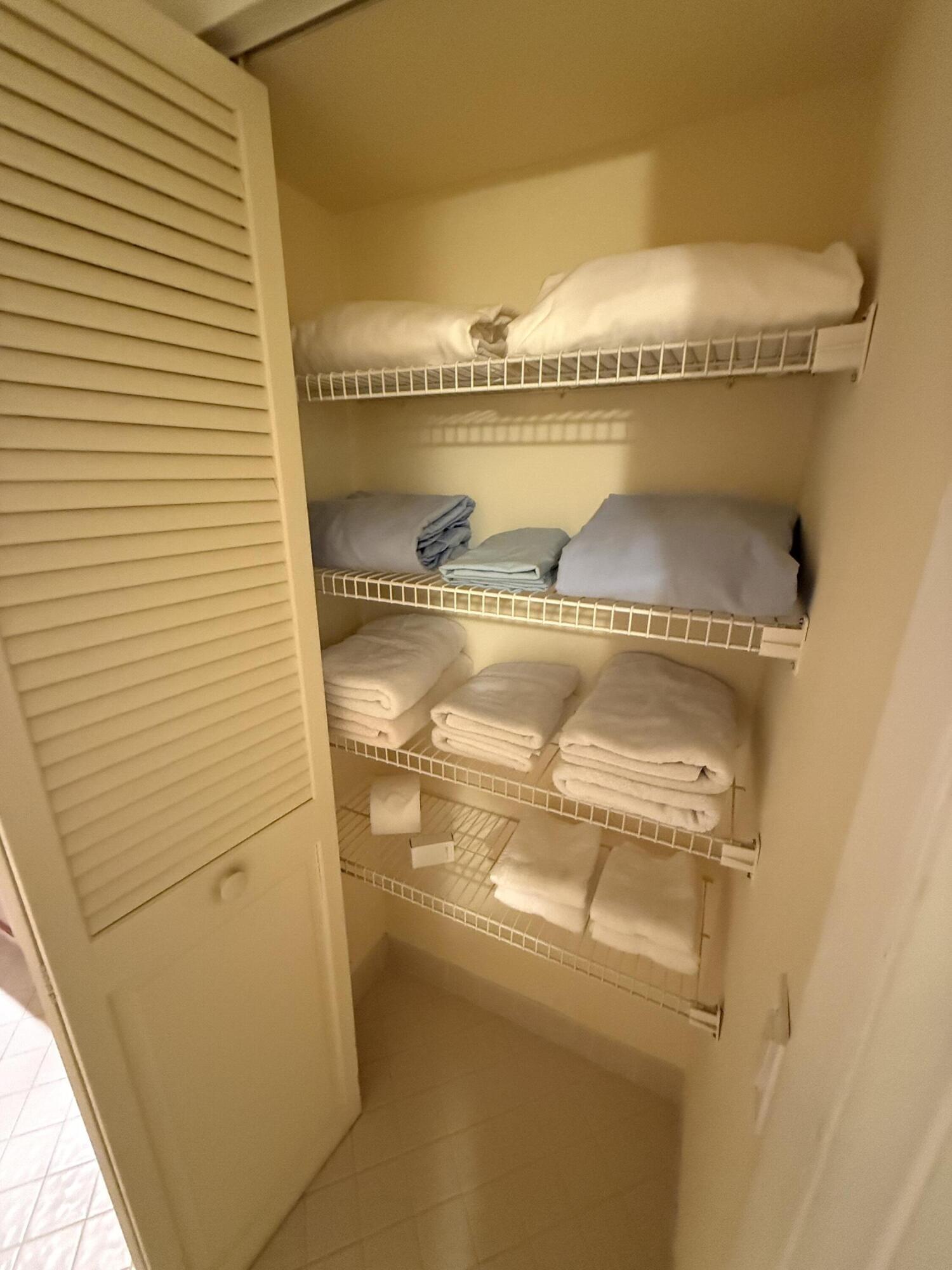 147 Deer Creek Boulevard, Unit 402 Deerfield Beach, FL 33442 - Photo 25 of 81 IMG_2538