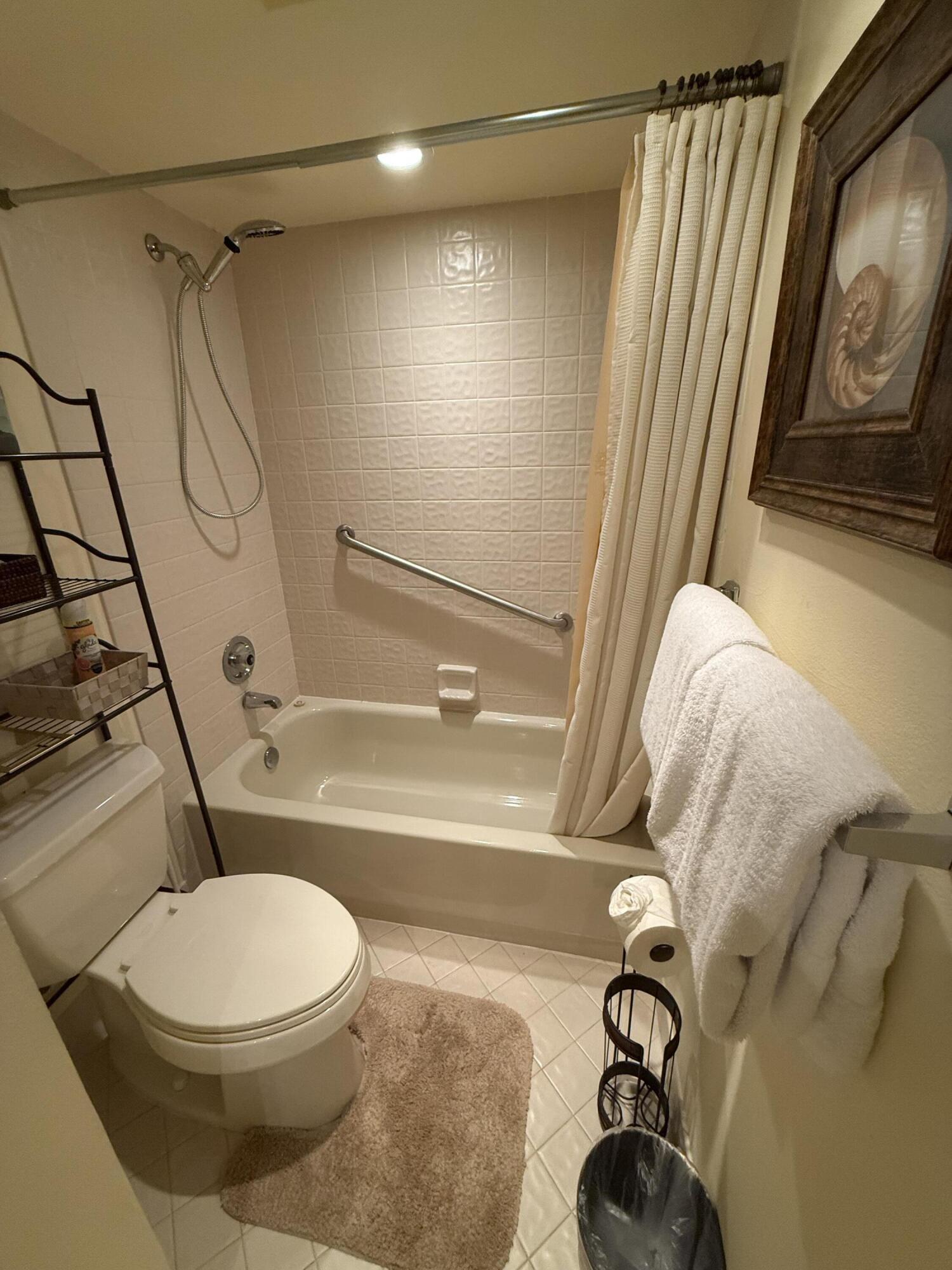 147 Deer Creek Boulevard, Unit 402 Deerfield Beach, FL 33442 - Photo 28 of 81 IMG_2535