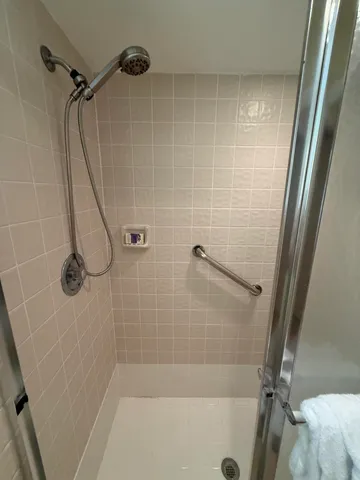 $320,000 | 147 Deer Creek Boulevard, Unit 402, Deerfield Beach, FL 33442