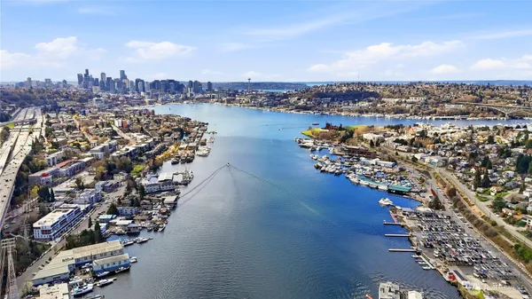 $585,000 | 4037 7th Avenue Northeast, Unit A, Seattle, WA 98105