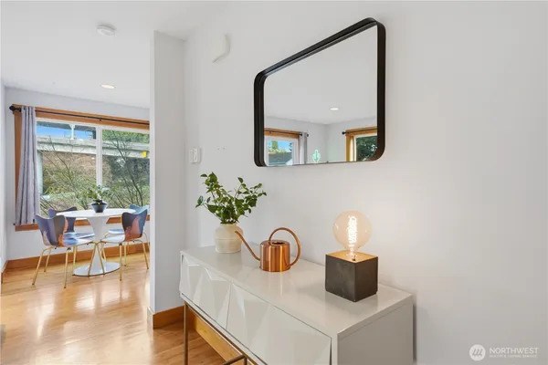 $585,000 | 4037 7th Avenue Northeast, Unit A, Seattle, WA 98105