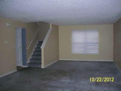 10788 Ravelle Road Indianapolis, IN 46234 - Photo 2 of 8 Gallery Image 2
