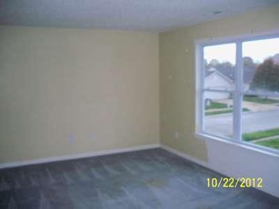10788 Ravelle Road Indianapolis, IN 46234 - Photo 4 of 8 Gallery Image 4
