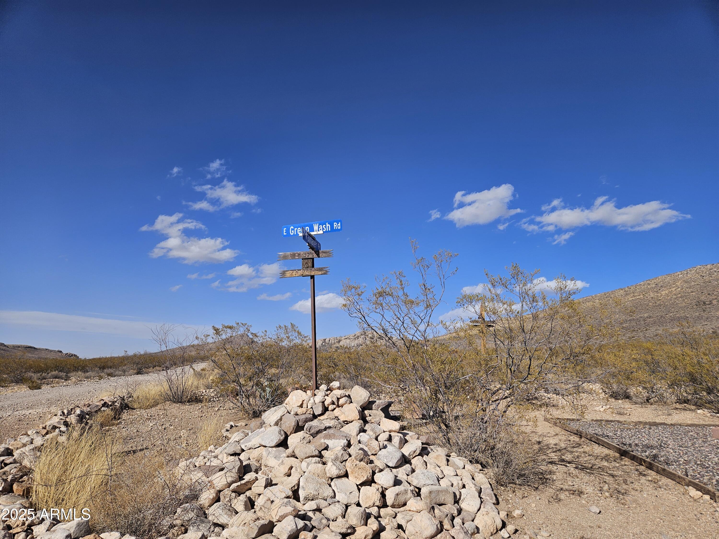 7258 North Wayfarer Road, Unit 120 Douglas, AZ 85607 - Photo 23 of 48 20250211_152311