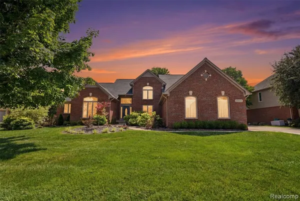 $695,000 | 54856 Whitby Way, Utica, MI 48316