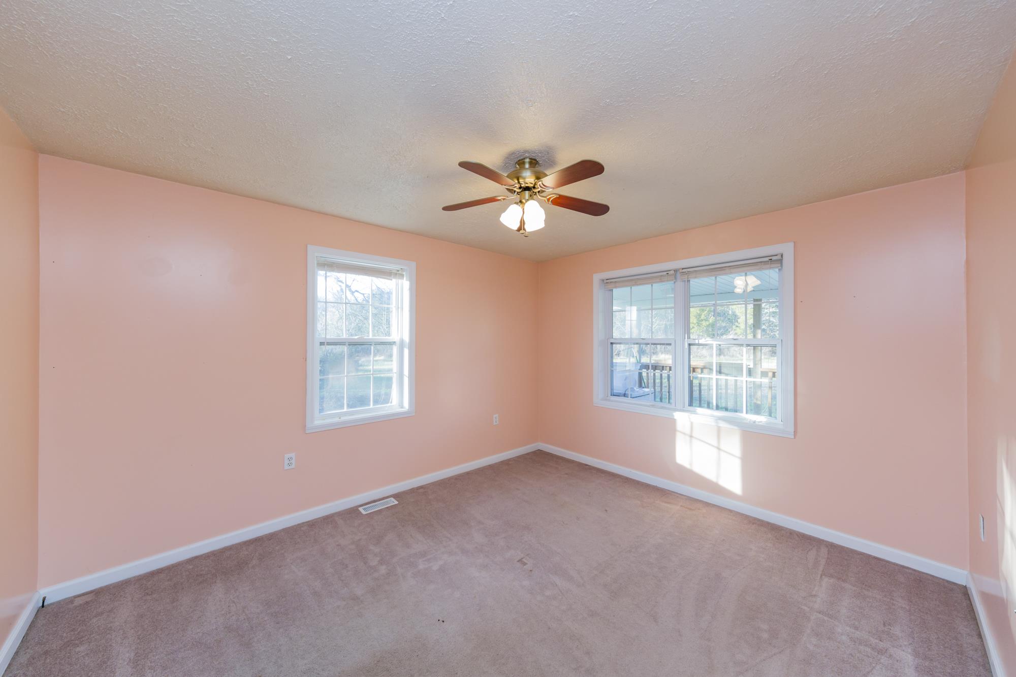 2046 Murray-Kittrell Road Readyville, TN 37149 - Photo 8 of 16 Gallery Image 8