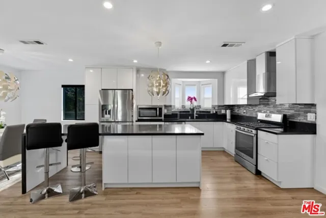 $8,500 | 10915 Ayres Avenue, Los Angeles, CA 90064