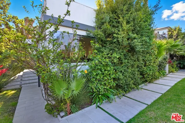 $8,500 | 10915 Ayres Avenue, Los Angeles, CA 90064