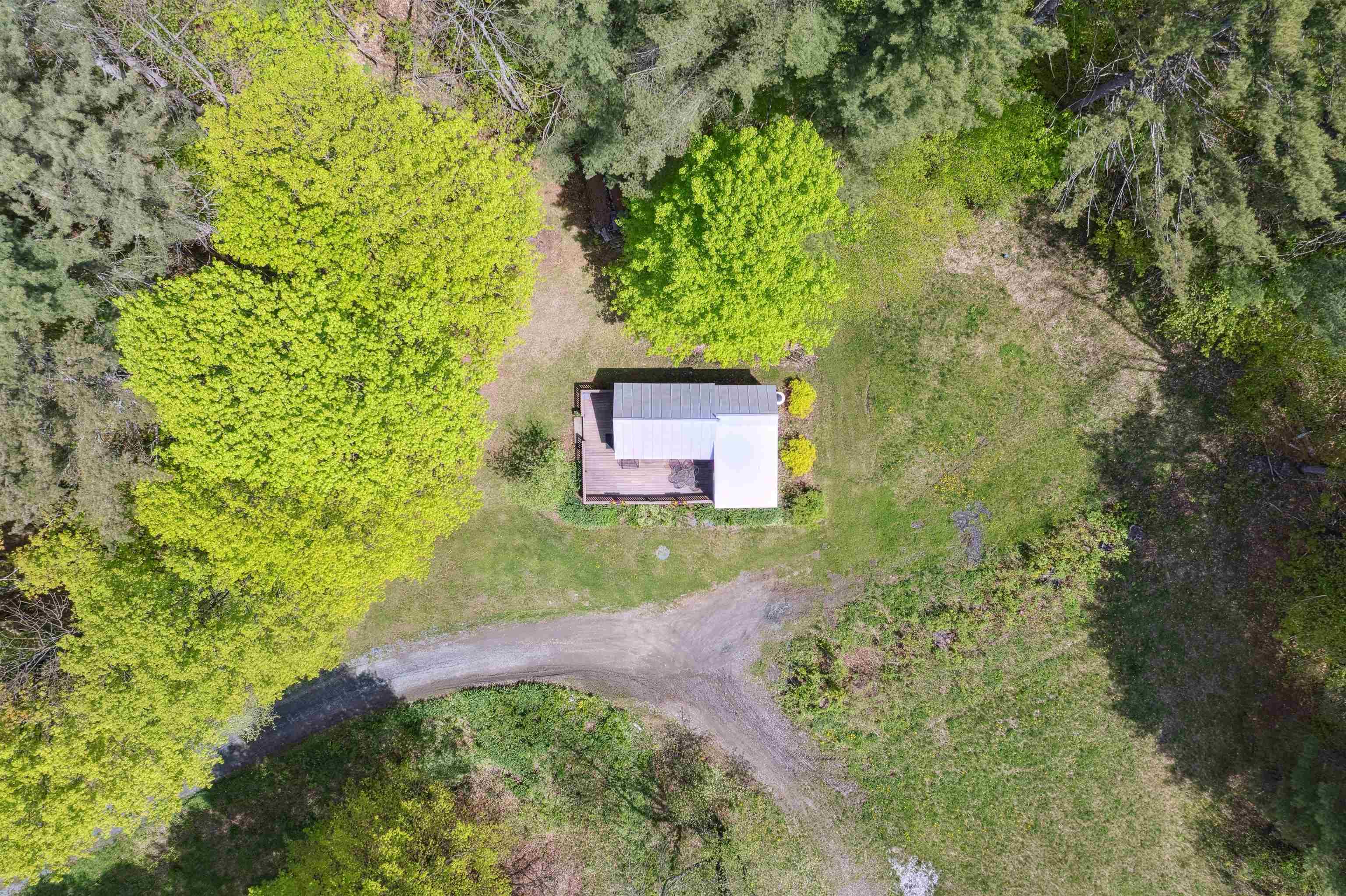 1176 Cross Road Strafford, VT 05072 - Photo 40 of 40