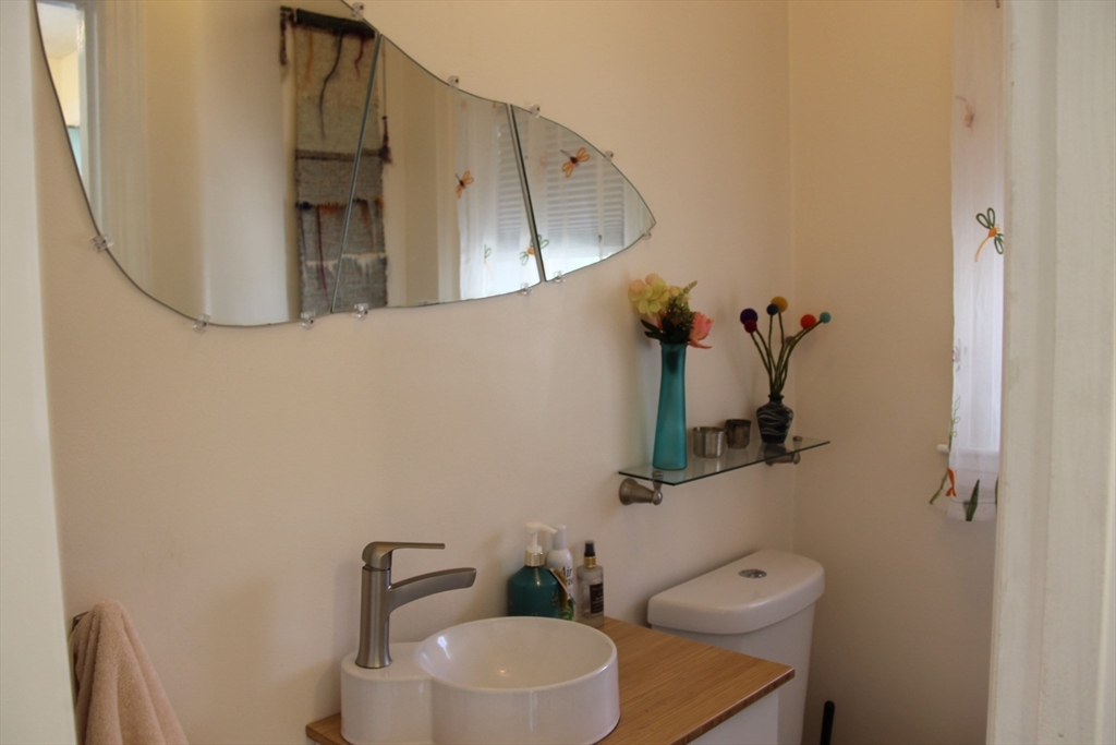 30 Marwood Road Worcester, MA 01602 - Photo 19 of 42