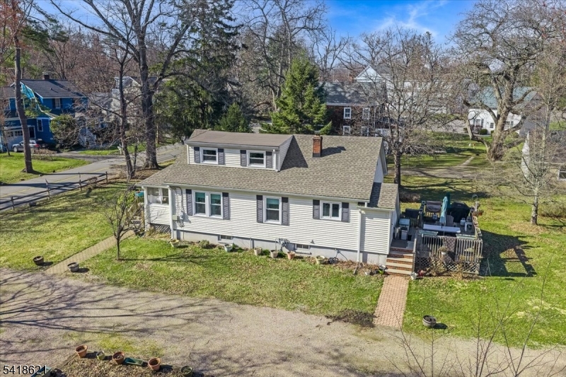 25 Millbrook Road New Vernon, NJ 07976 - Photo 16 of 20