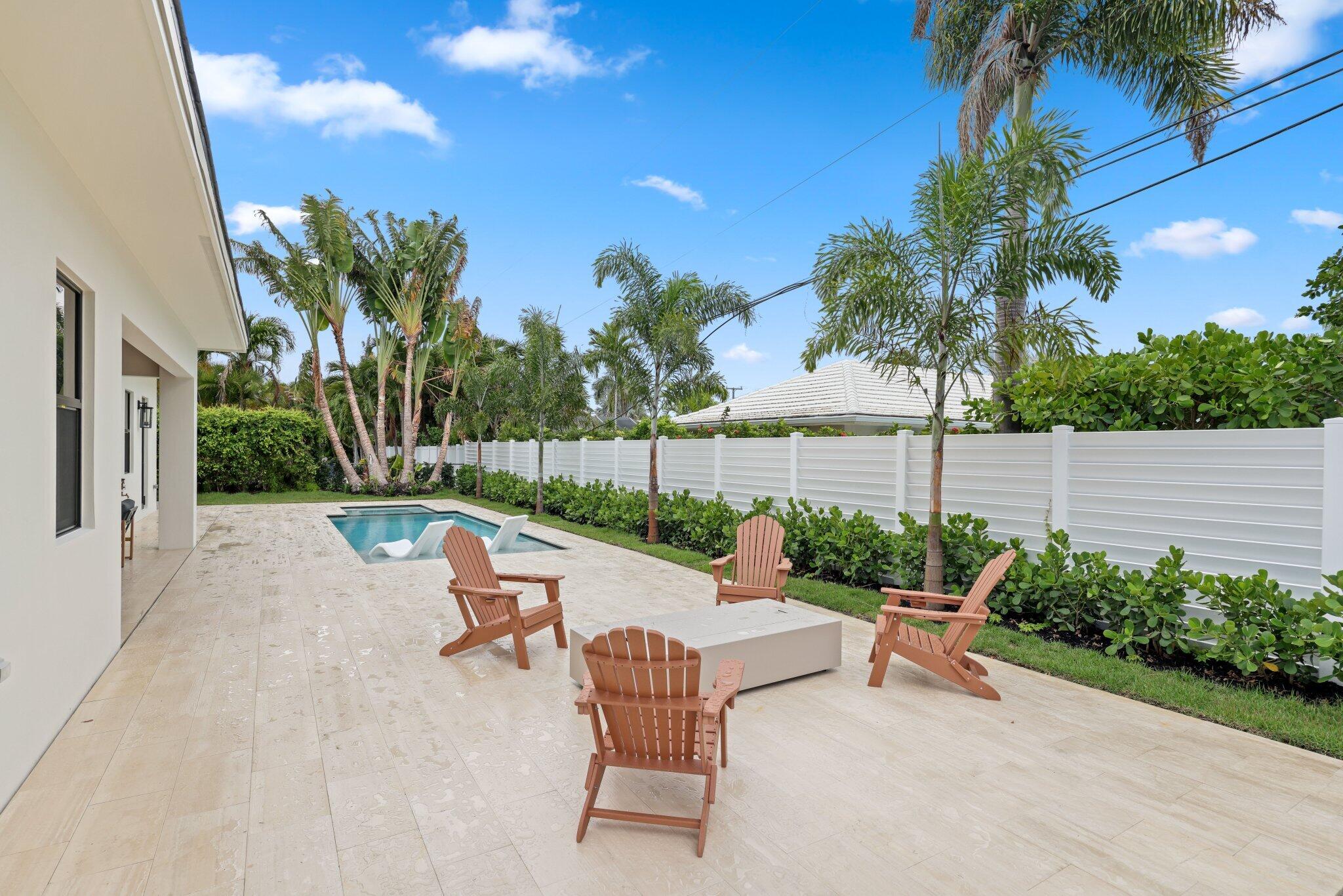 1160 Emerald Lane Riviera Beach, FL 33404 - Photo 14 of 86 1160 Emerald Lane - 50.jpg-SMALL