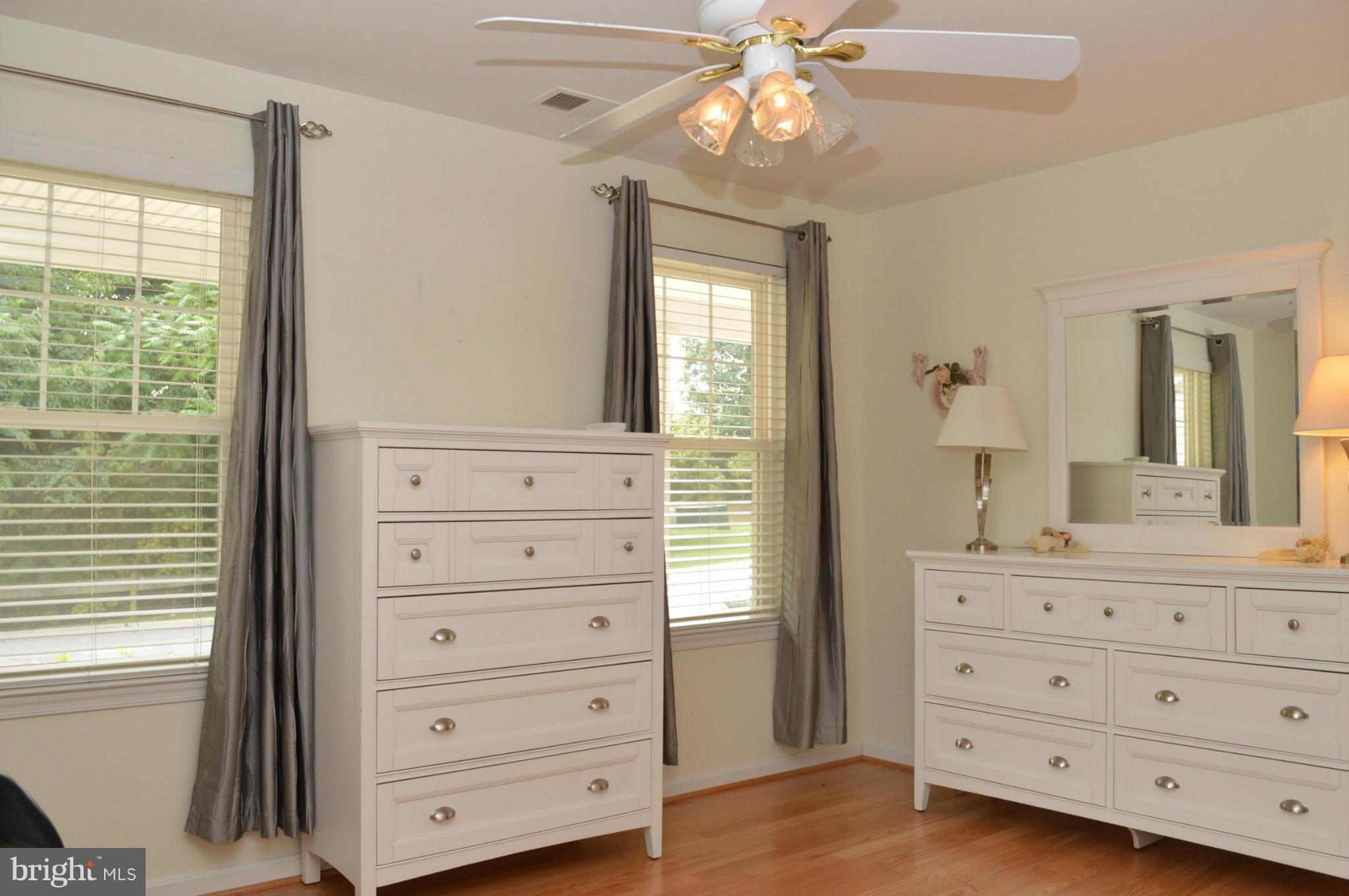 703 Merry Go Round Way Mount Airy, MD 21771 - Photo 14 of 27