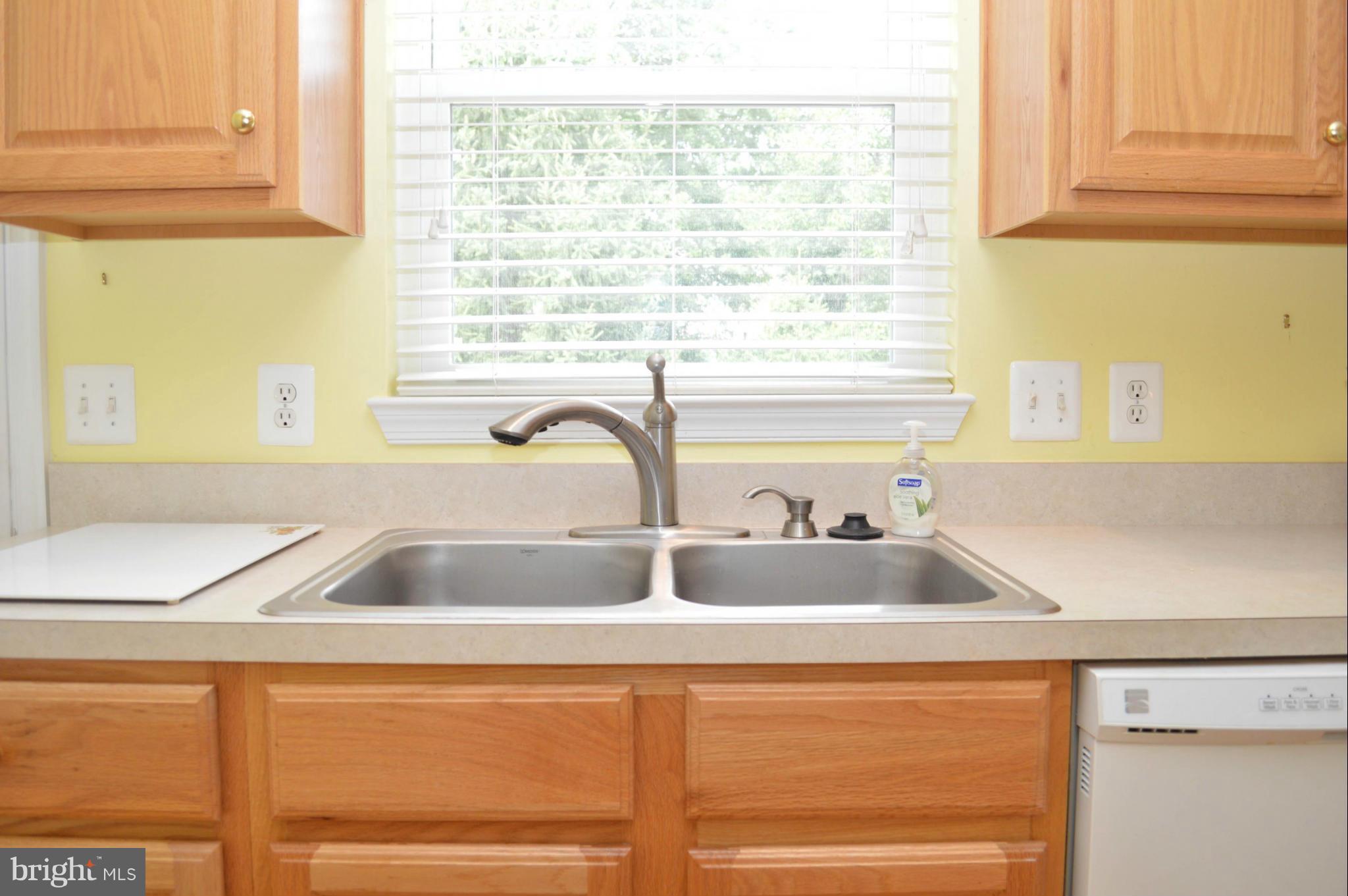 703 Merry Go Round Way Mount Airy, MD 21771 - Photo 10 of 27