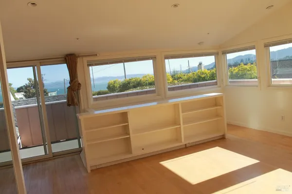 $8,950 | 230 Diviso Street, Tiburon, CA 94920