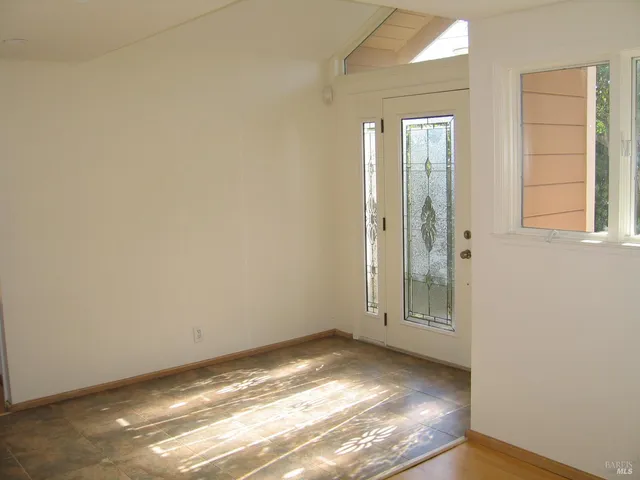 $8,950 | 230 Diviso Street, Belvedere Tiburon, CA 94920