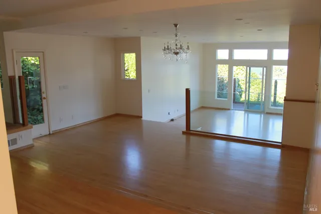 $8,950 | 230 Diviso Street, Belvedere Tiburon, CA 94920