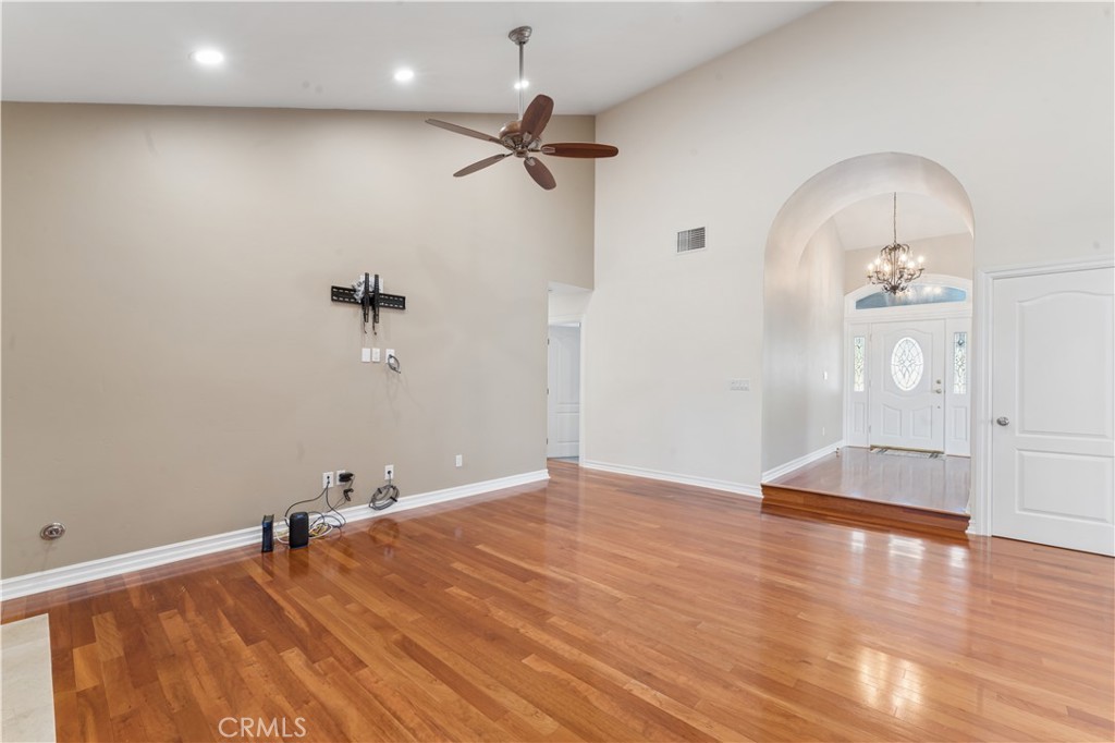 24302 Vista Ridge Drive Valencia, CA 91355 - Photo 18 of 36