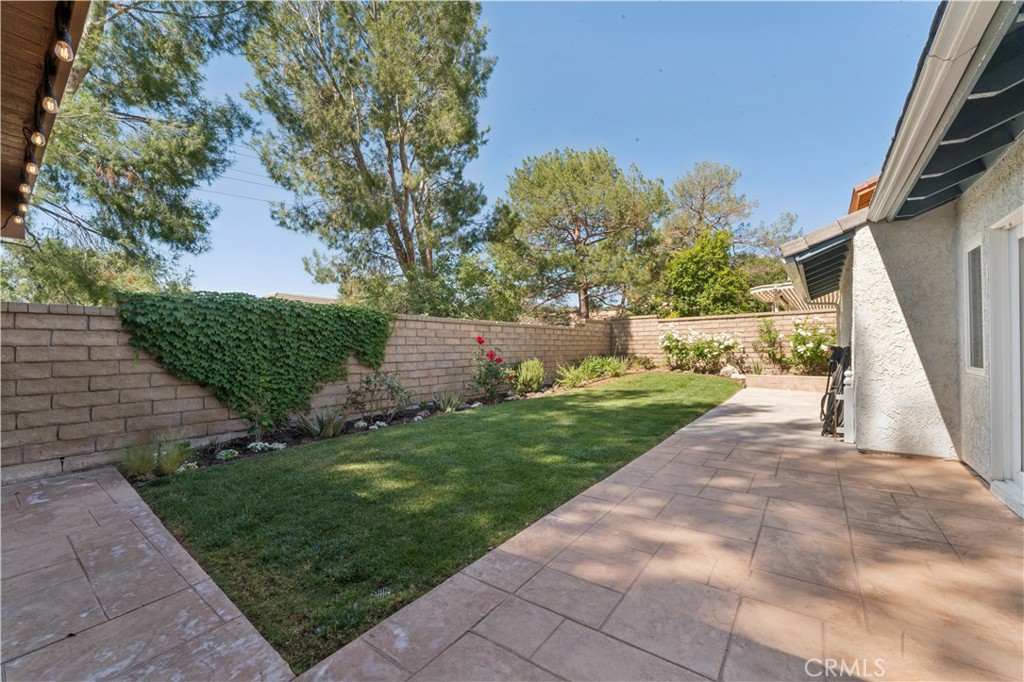 24302 Vista Ridge Drive Valencia, CA 91355 - Photo 34 of 36