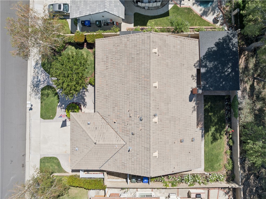 24302 Vista Ridge Drive Valencia, CA 91355 - Photo 5 of 36