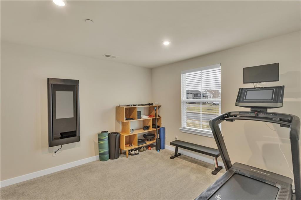 4902 Spruce Road Gibsonia, PA 15044 - Photo 4 of 28 Gallery Image 4